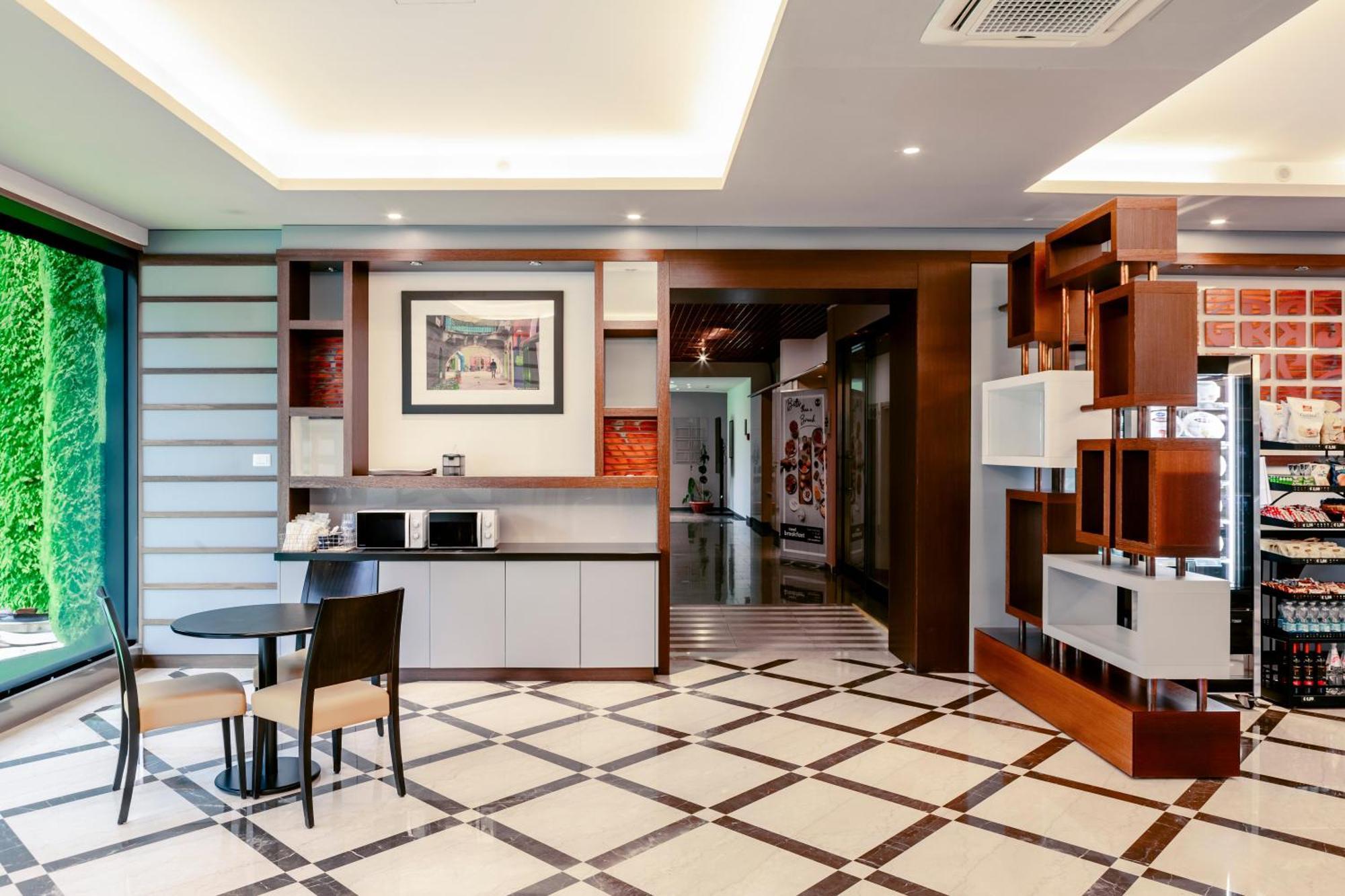 B&B Hotel Bari Rondo Exterior foto